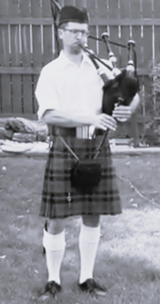 Eric Willcox - Bagpiper in Casper